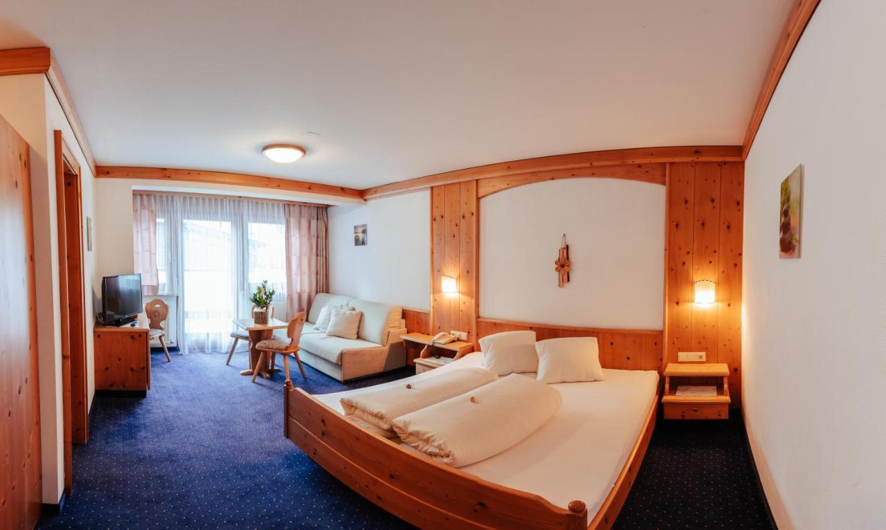 Hotel St-Leonhard Sankt Leonhard im Pitztal Esterno foto