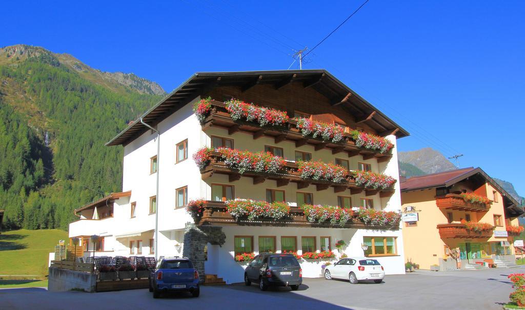 Hotel St-Leonhard Sankt Leonhard im Pitztal Esterno foto