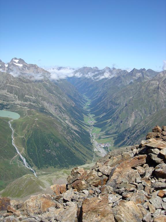 Hotel St-Leonhard Sankt Leonhard im Pitztal Esterno foto